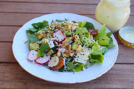 ENSALADA DE CANGREJO CON SALSA CREME FRAICHE