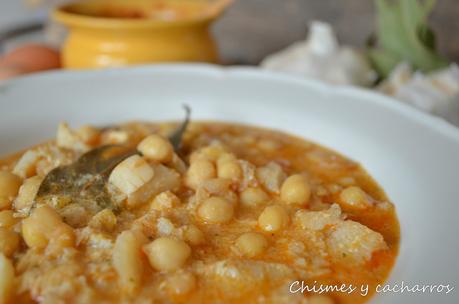 Garbanzos guisados con bacalao