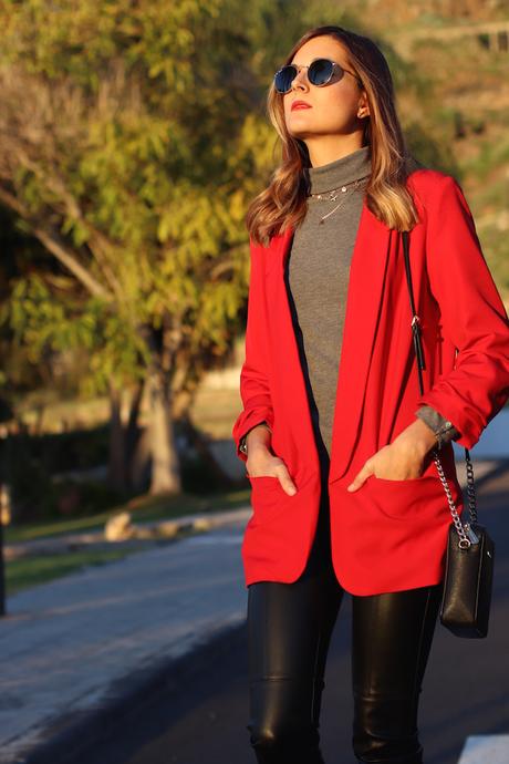 RED BLAZER