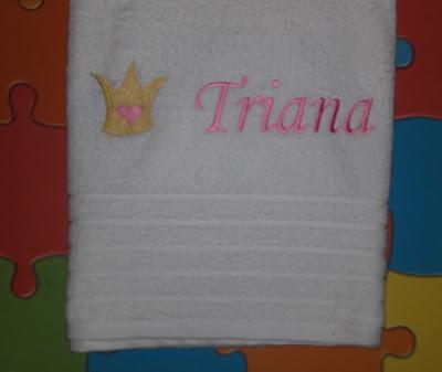 TRIANA ES UNA PRINCESA TRIANA ES UNA PRINCESA