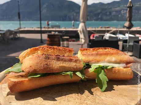 Panini Comer en Lago di Garda viaje Italia