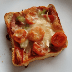 Pizza con pan de molde