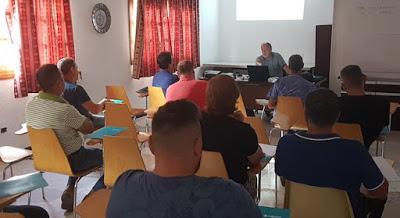 San Bartolomé de Tirajana amplía su formación agrícola con un curso para apicultores San Bartolomé de Tirajana amplía su formación agrícola con un curso para apicultores