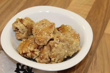 POLLO KARAAGE O POLLO FRITO ESTILO JAPONES POLLO KARAAGE O POLLO FRITO ESTILO JAPONES