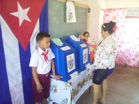 Guáimaro vota #PorCuba Un voto unido por la Patria. Foto: Héctor Espinosa Sánchez