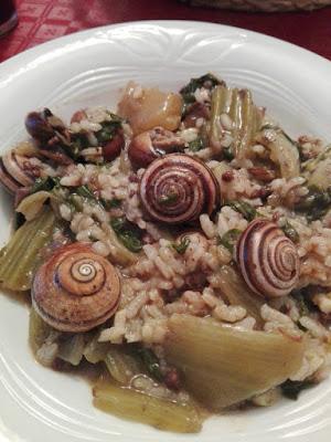 Arroz con acelgas, caracoles y morcilla, típico valenciano