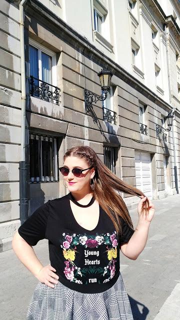 Falda skater + Camiseta choker ~ Plus size Fashion Falda skater + Camiseta choker ~ Plus size Fashion