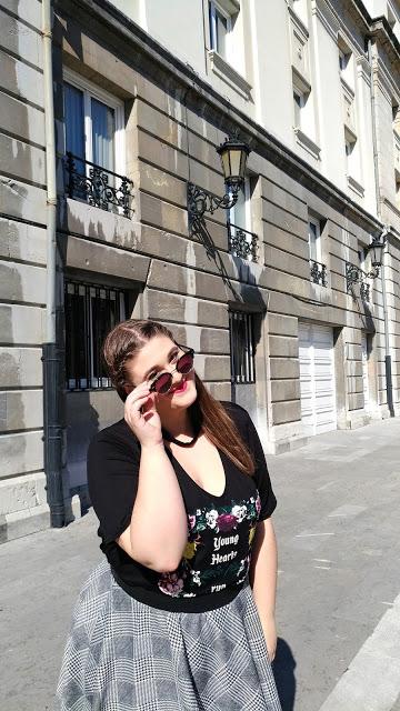 Falda skater + Camiseta choker ~ Plus size Fashion Falda skater + Camiseta choker ~ Plus size Fashion