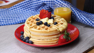 Las personas con diabetes tienen el doble de riesgo de desarrollar cataratas. Las personas con diabetes tienen el doble de riesgo de desarrollar cataratas.