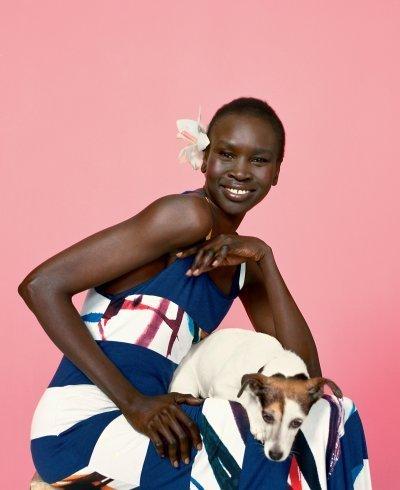 ALEK WEK REIVINDICA A LA MUJER ALEK WEK REIVINDICA A LA MUJER