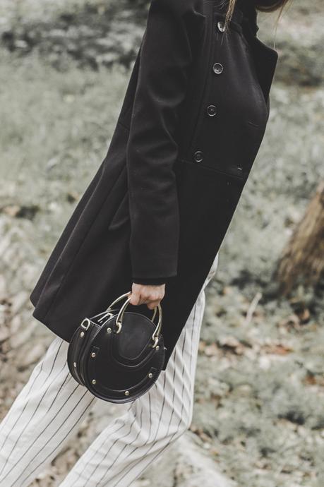 JOGGERS: TRAVEL LOOK