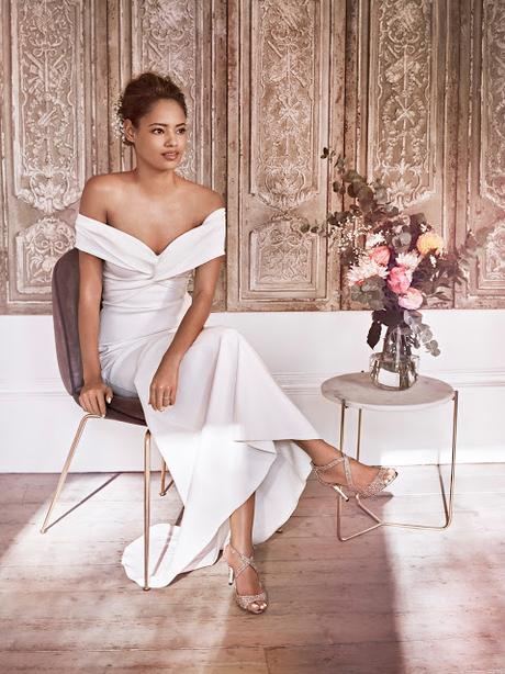 Siéntete como una auténtica princesa de cuento con la nueva colección nupcial 2018 de Jimmy Choo