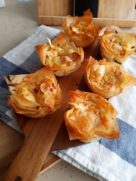 Quiches de masa filo con jamón ibérico y puerro miniquiche