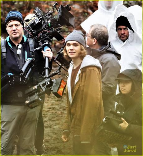 Primeras imágenes del rodaje de la adaptación de 'Spontaneous', novela de Aaron Starmer