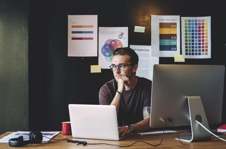 Si buscas un máster online en dirección de arte, este descuento te interesa Si buscas un máster online en dirección de arte, este descuento te interesa