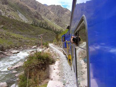 Tren al Machu Picchu, Perú, La vuelta al mundo de Asun y Ricardo, round the world, mundoporlibre.com