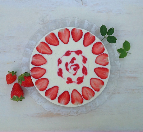 Tarta de queso y fresas