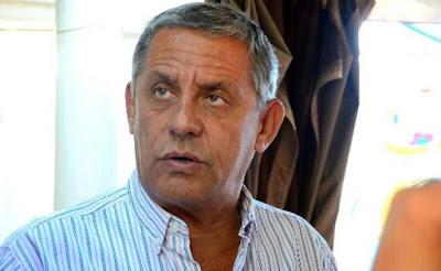 Papelón de Pechi: increpó a periodistas y pidió achicar gastos del medio estatal