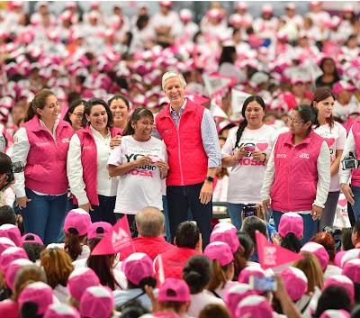 SALARIO ROSA RECONOCE ENTREGA Y DEDICACIÓN DE MUJERES POR SUS FAMILIAS: ALFREDO DEL MAZO SALARIO ROSA RECONOCE ENTREGA Y DEDICACIÓN DE MUJERES POR SUS FAMILIAS: ALFREDO DEL MAZO