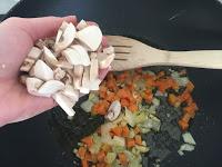 SHEPHERD'S PIE O PASTEL DE CARNE SHEPHERD'S PIE O PASTEL DE CARNE