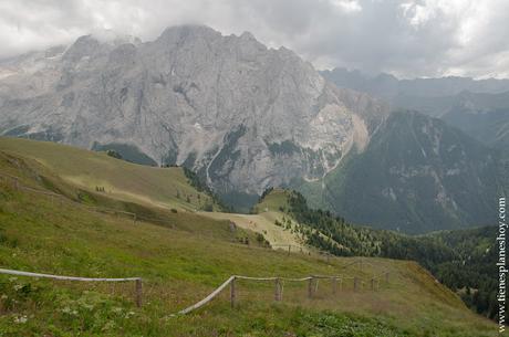 Passo di Pordoi senderismo Dolomitas Italia