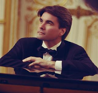 Nicolas Horvath - Glassworlds · 4 (On Love) (2016)