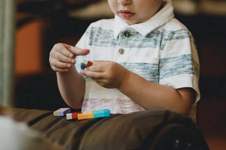 El contexto familiar como predictor del desarrollo cognitivo en niños El contexto familiar como predictor del desarrollo cognitivo en niños