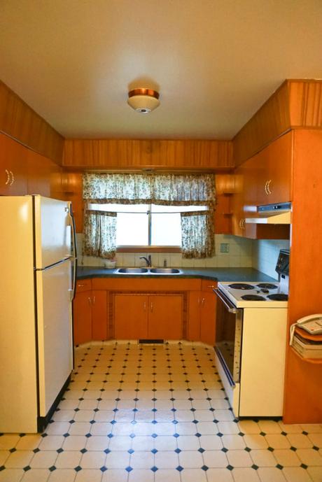 Antes y Después: Un Cambio de Imagen para una Casa de Mediados de Siglo Antes y Después: Un Cambio de Imagen para una Casa de Mediados de Siglo