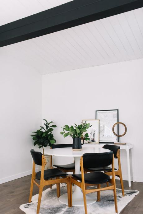 Antes y Después: Un Cambio de Imagen para una Casa de Mediados de Siglo Antes y Después: Un Cambio de Imagen para una Casa de Mediados de Siglo