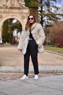 White sneakers + Cosy coat