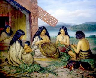 Mujeres maoríes tejiendo cestos de lino