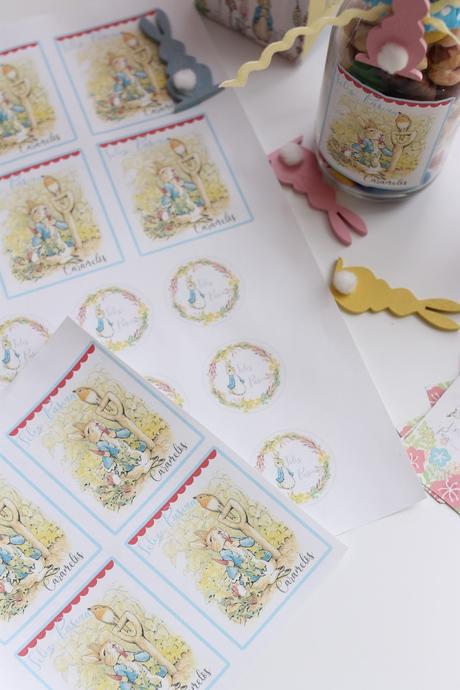 {Descargable} Etiquetas Peter Rabbit para botellita de caramelos {Descargable} Etiquetas Peter Rabbit para botellita de caramelos