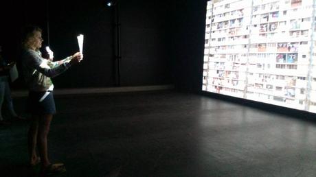 Superbloque: una instalación que emerge del corazón de Caracas