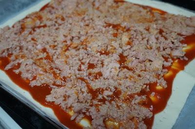 Empanada de hojaldre con atún