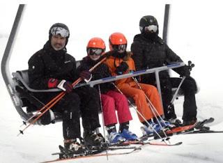 “Acto de la familia real en apoyo de los pensionistas que pasan frío”