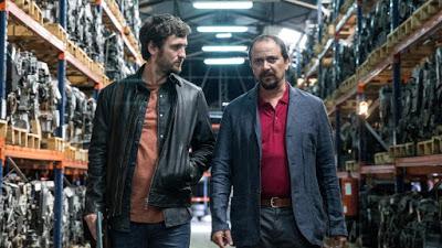 El aviso, Un thriller con sabor español