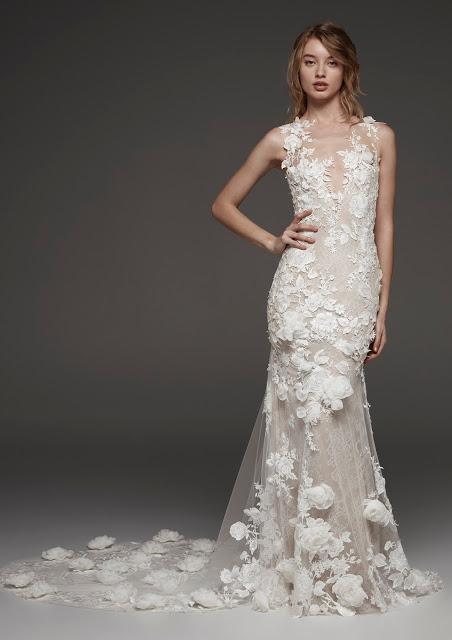 El avance de las propuestas para novias de la firma Pronovias 2019 está lleno de romanticismo, sensualidad y glamour