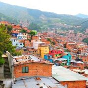 CIVITATIS TE ACERCA A PABLO ESCOBAR CON UN TOUR TEMÁTICO EN MEDELLÍN CIVITATIS TE ACERCA A PABLO ESCOBAR CON UN TOUR TEMÁTICO EN MEDELLÍN