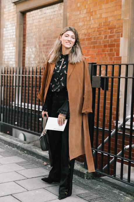 LFW FALL 18/19 STREET STYLE IV
