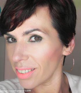 Flirt: Maquillaje de primavera con Lola Makeup + Manicura