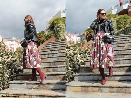 FALDA MIDI CON BOTAS