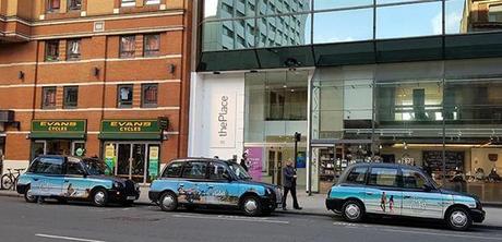Imagen del día: 90 taxis recorren Londres con mensaje de Cuba Imagen del día: 90 taxis recorren Londres con mensaje de Cuba