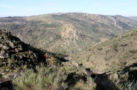 El Pozo Airón, la cascada reversible de las Arribes Portugal desde el sendero del Pozo Airón