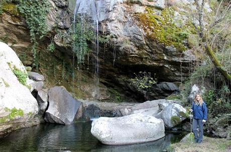 El Pozo Airón, la cascada reversible de las Arribes Estefanía ante el Pozo Airón