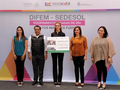 RECIBE DIFEM APOYOS PARA MEJORAR LAS CONDICIONES DE LAS CASAS DE DÍA DEL ADULTO MAYOR DE LA ENTIDAD