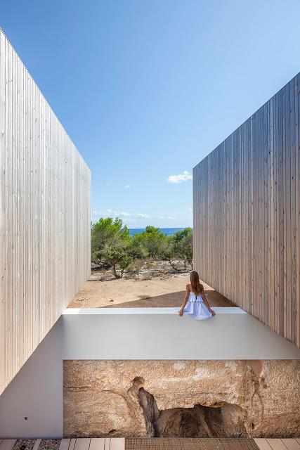 Jueves de Arquitectura: Entre el cielo y la tierra Jueves de Arquitectura: Entre el cielo y la tierra
