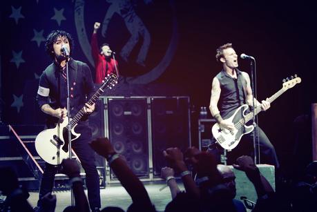 ¡¡La guitarra de Billie Joe Armstrong en el Rock &Roll; Hall of Fame!!