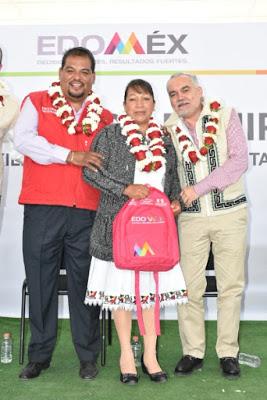 DOTAN DE EQUIPO A AUXILIARES DE SALUD COMUNITARIA