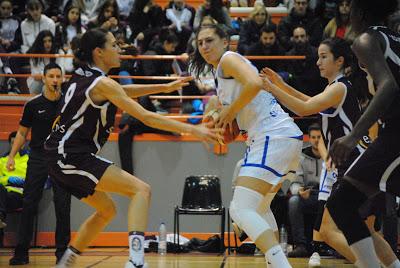 María Araújo: “Aunque la gente me diga que muestro mucha seguridad, soy bastante insegura”