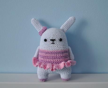 MINI CONEJITA DE DE GANCHILLO MINI CONEJITA DE DE GANCHILLO